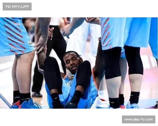 亚当斯回应疆厦冲突:只是打球,没注意赢着球 亚当斯回应疆厦冲突:只是打球,没注意赢着球